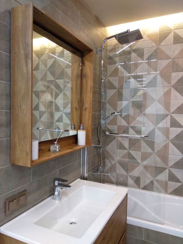 Bathroom Tile Pattern